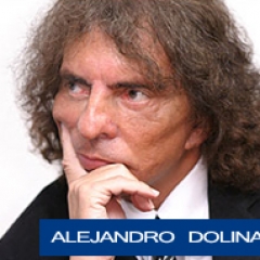 Las mujeres son la causa de todas las acciones de los hombres. Hablo porque hay mujeres escuchándome. 